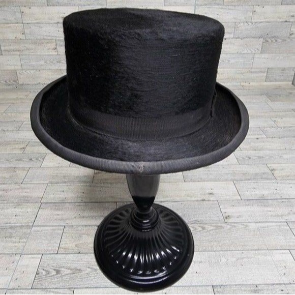 VINTAGE Biltmore Black Dressage Silk Finish Riding Hat, Size 6 7/8-7 w/ Box - Picture 4 of 10